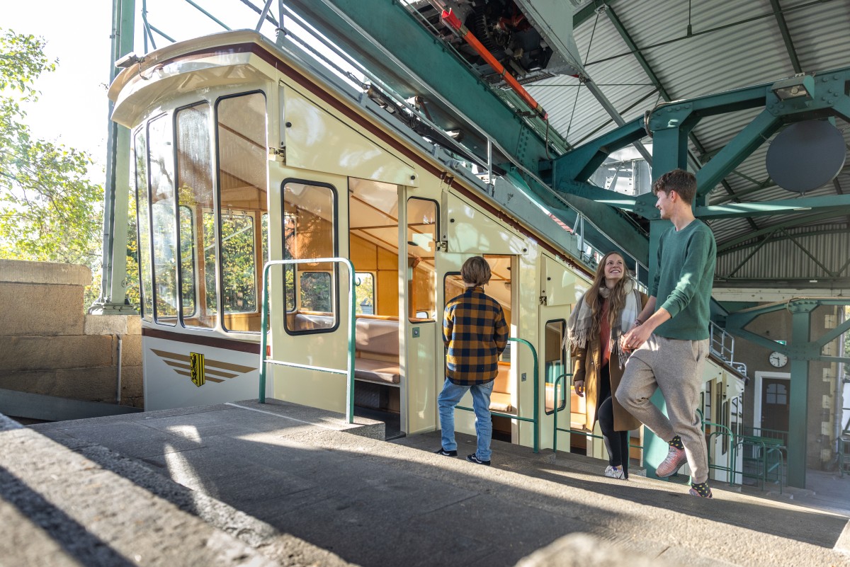 Dampfbahn-Route-Sachsen_Schwebebahn Dresden &copy; Philipp Herfort Photography