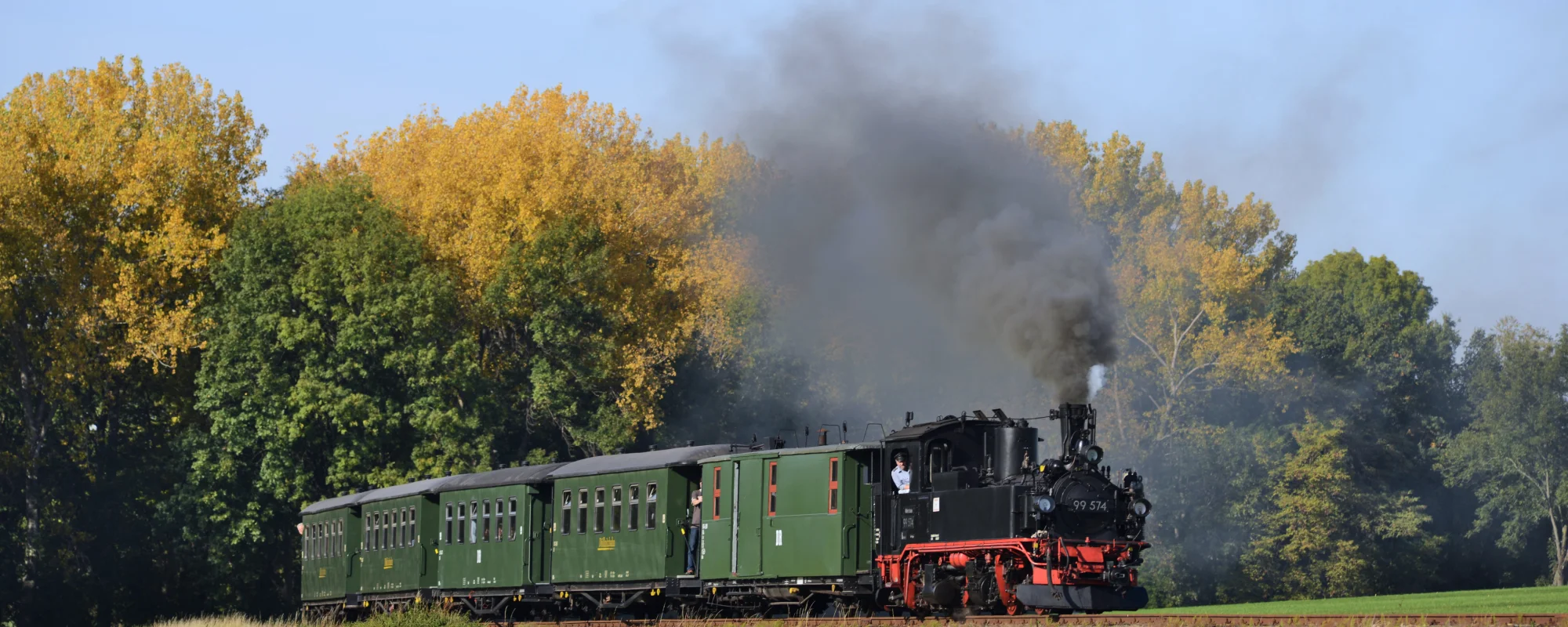 Dampfzug der D&ouml;llnitzbahn bei Naundorf