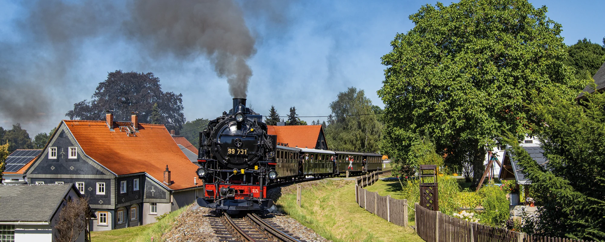 Der Reichsbahnzug der Zittauer Schmalspurbahn bei Kurort Jonsdorf