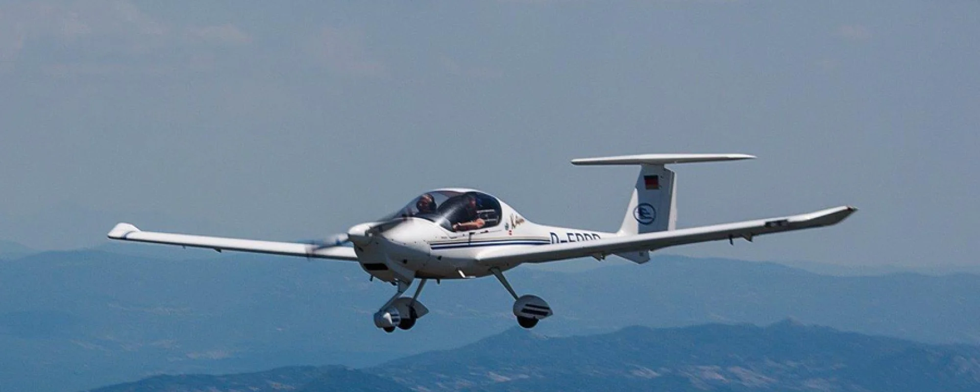 flugservice_bautzen_gmbh_banner_bahn_150_2.jpg